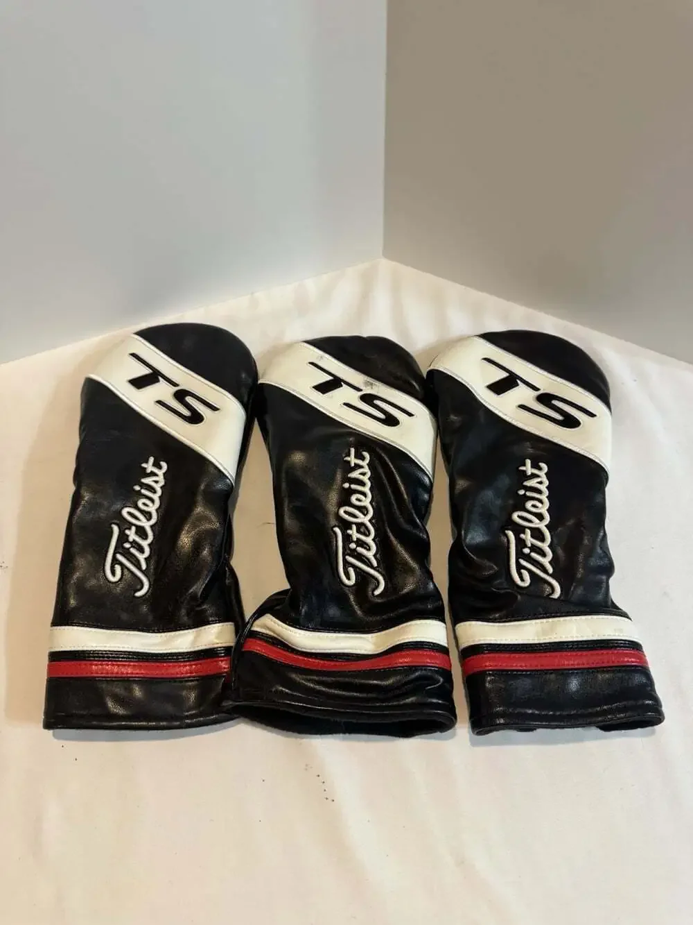 Titleist TS Driver Headcover Black/White/Red Leather Head Cover Lot Of 14 Fair
